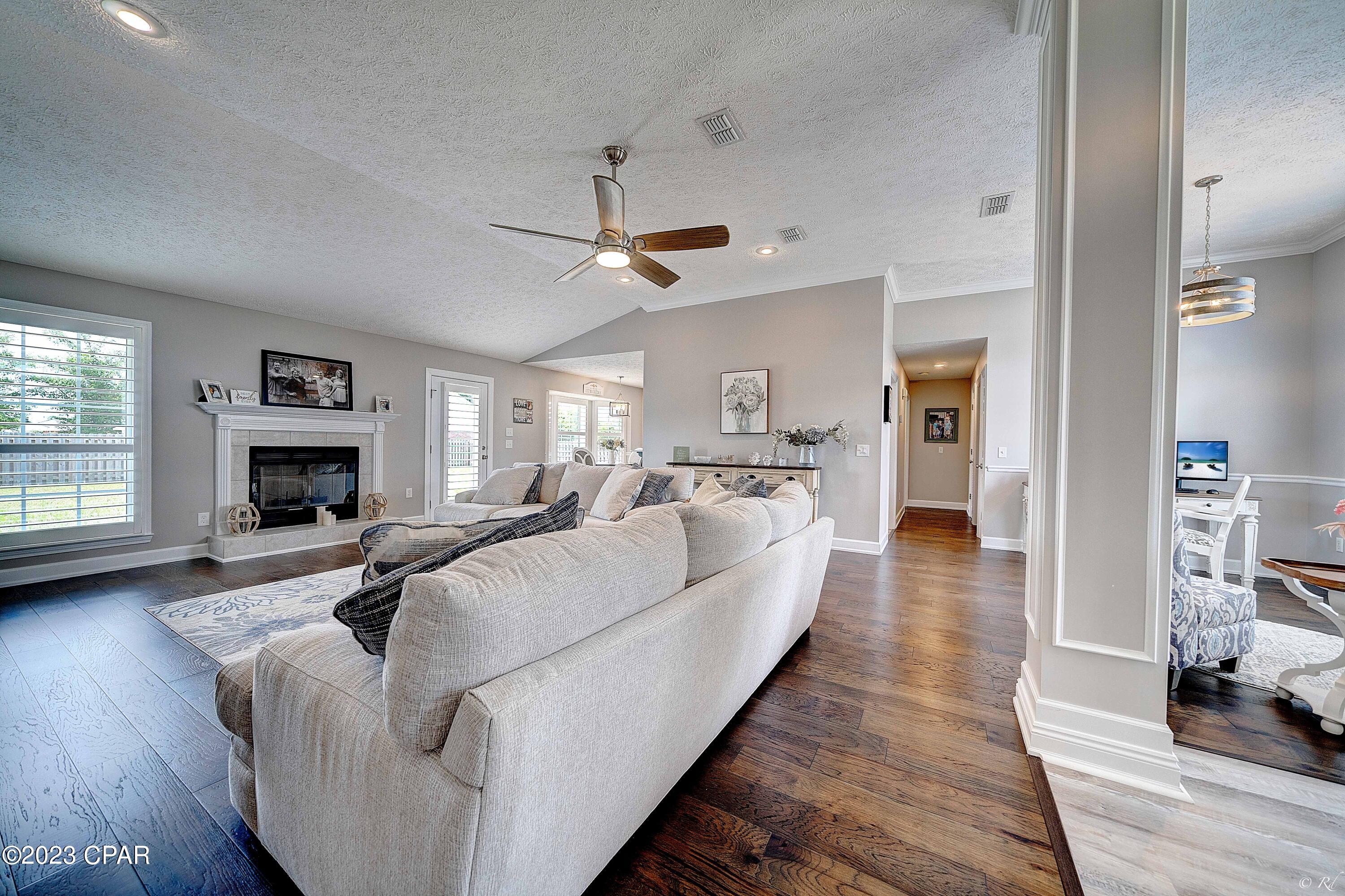 Mowat Highlands Ph IV - Residential