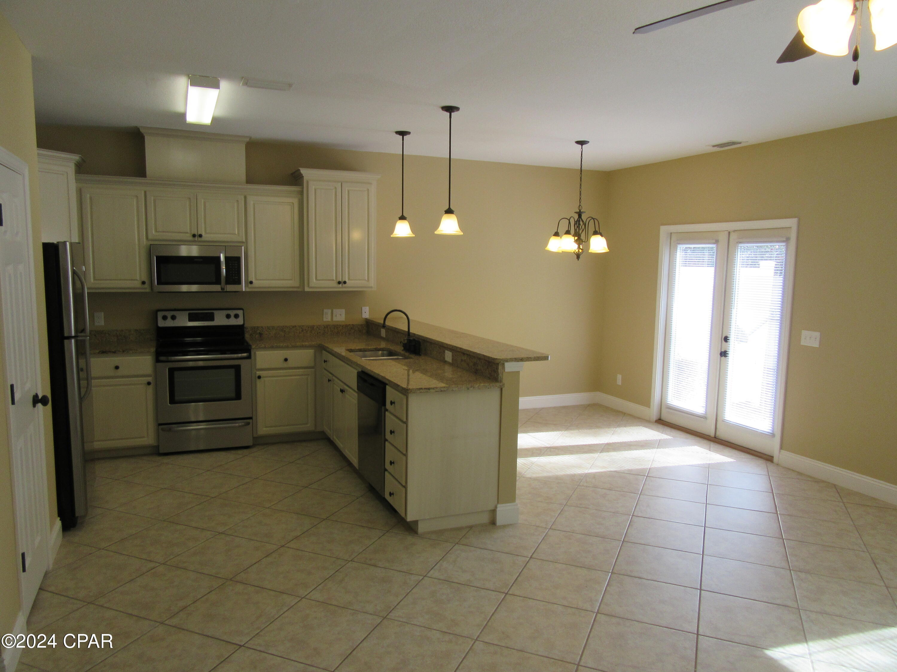 Annabella's Townhomes - Residential Lease