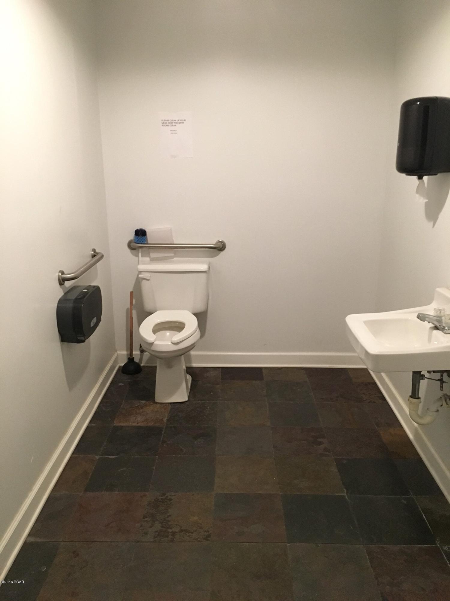 Sudduths 2nd Add - Commercial Lease