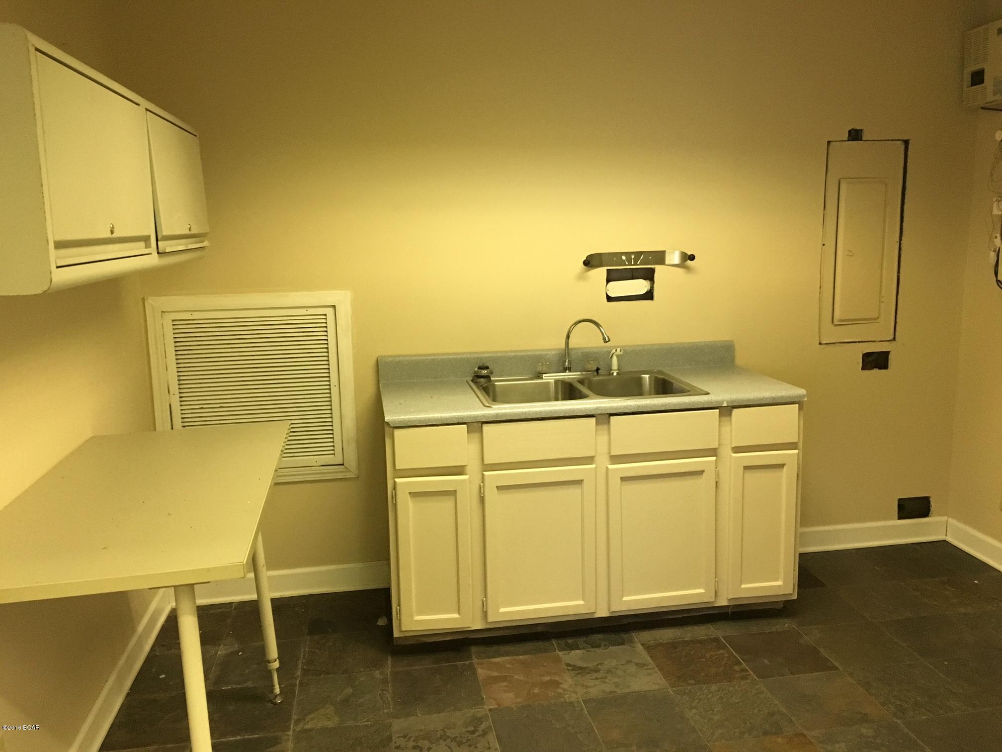 Sudduths 2nd Add - Commercial Lease