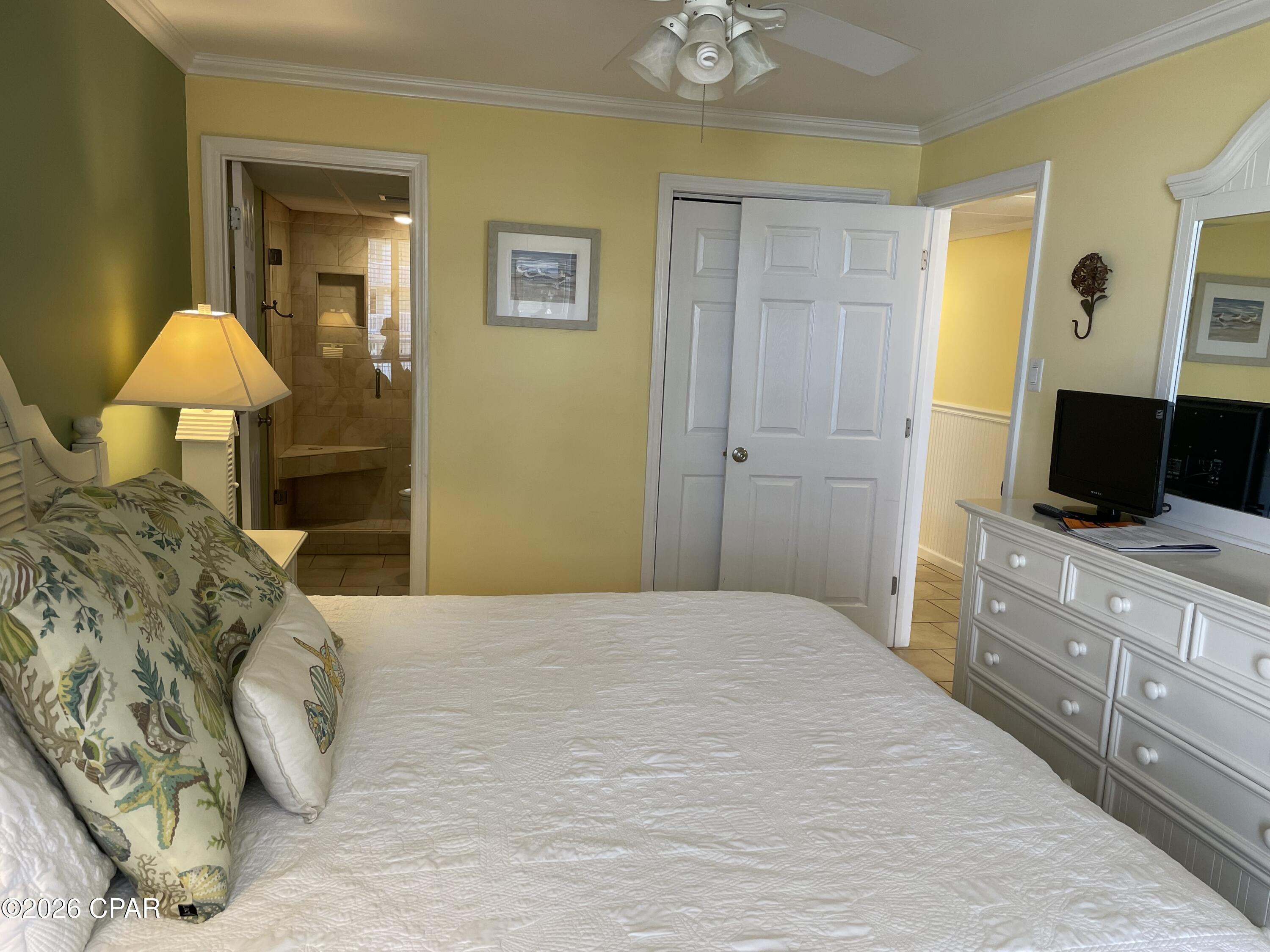 Pelican Walk - Residential