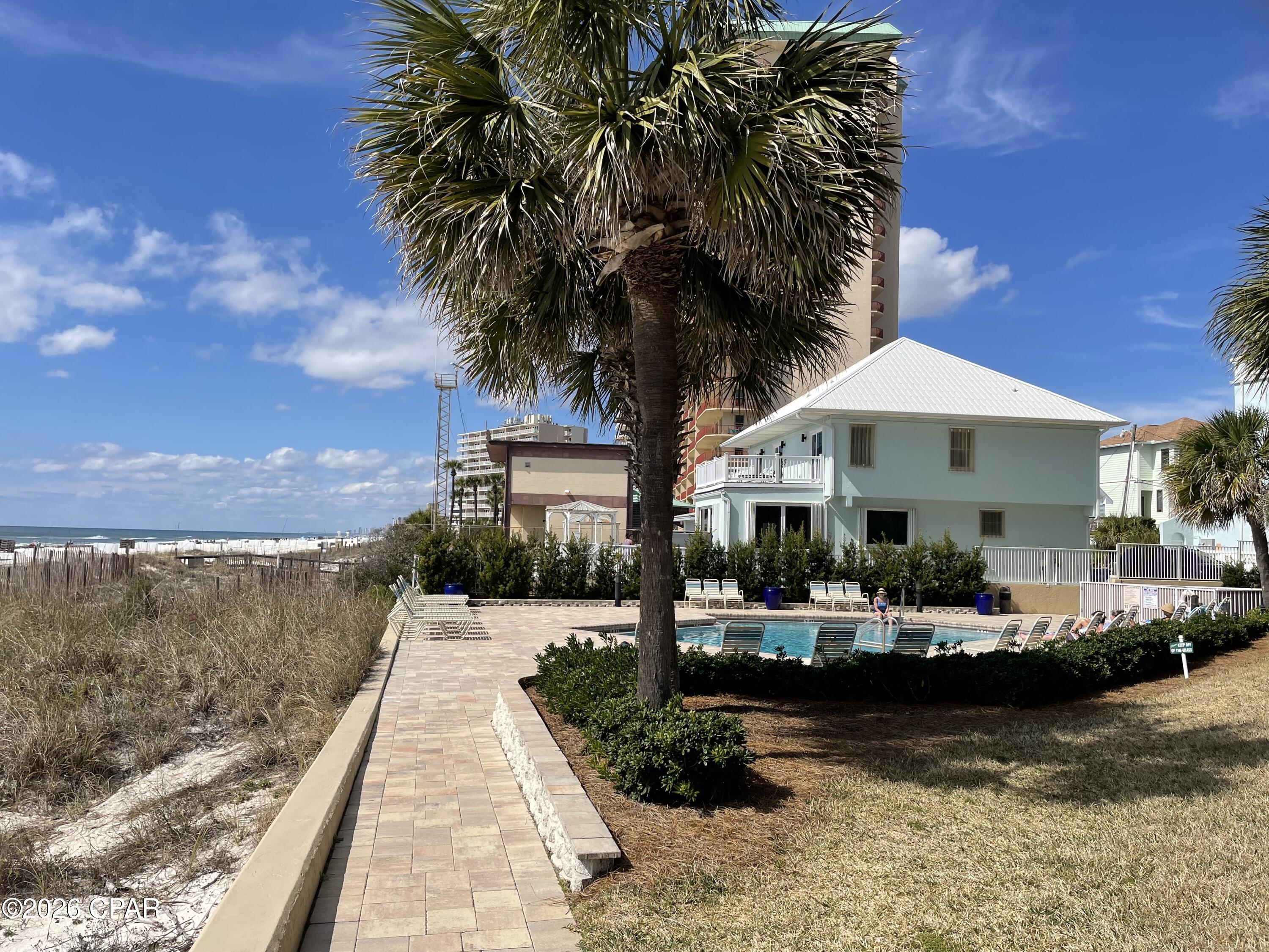 Pelican Walk - Residential