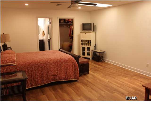 Country Club Harbour Estates - Residential