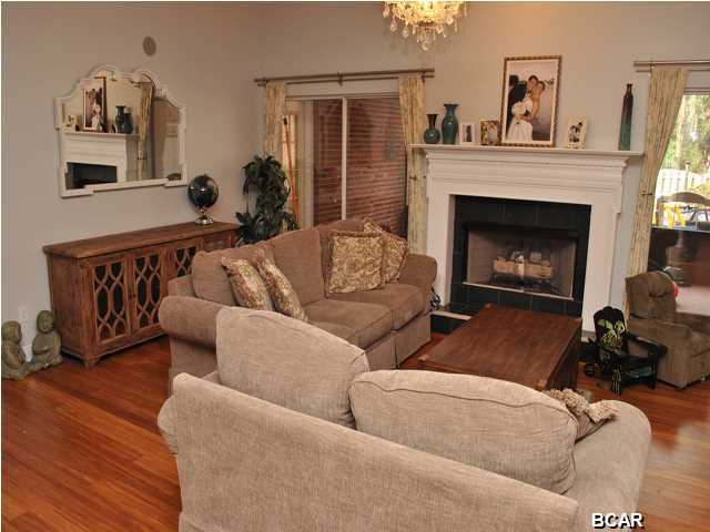 Country Club Harbour Estates - Residential