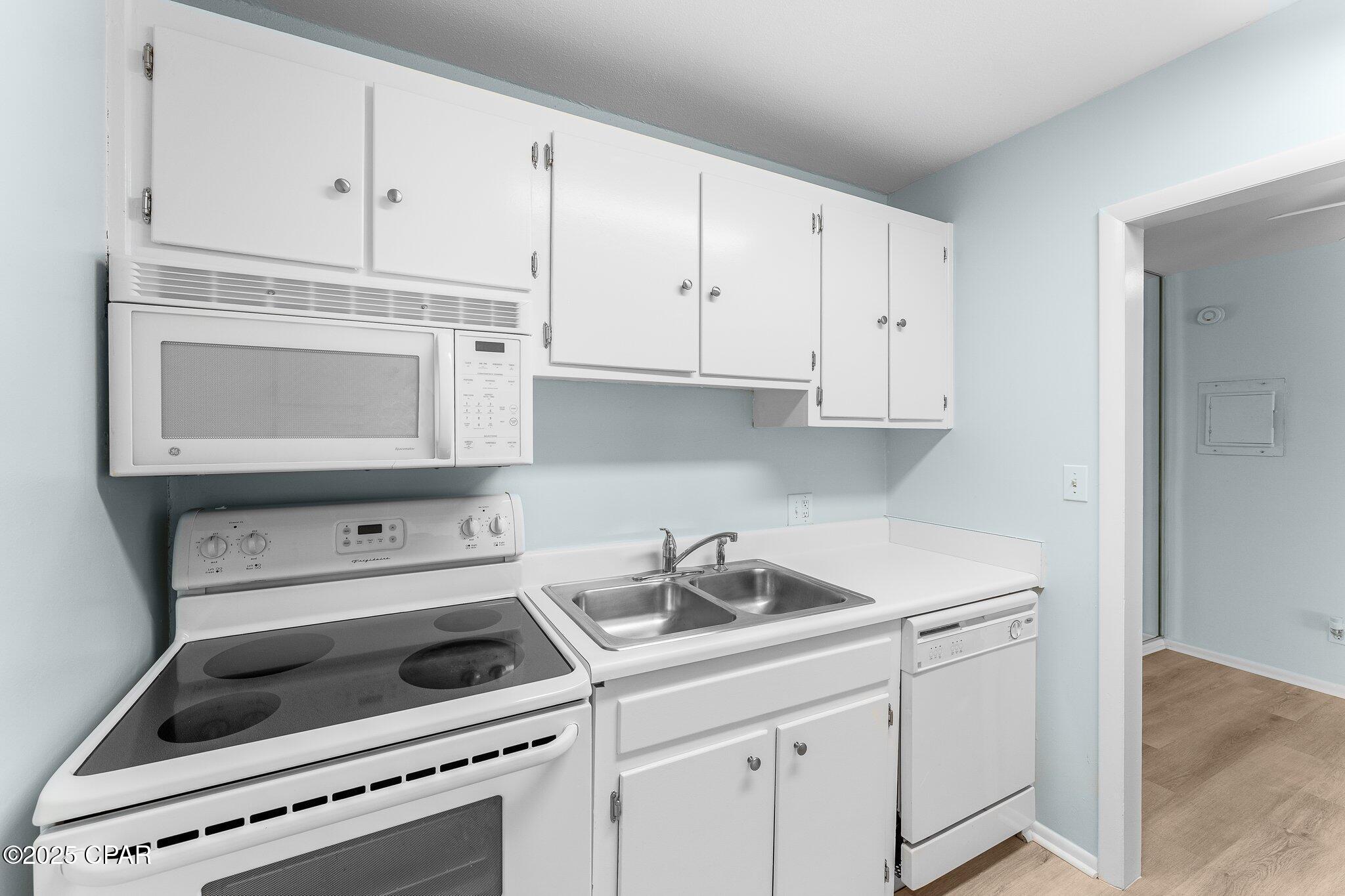 Landmark On St. Andrews Bay - Residential