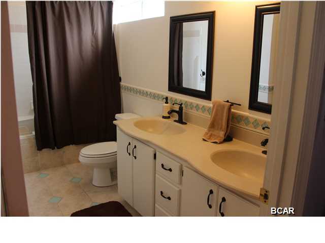 Colonial Est. - Residential