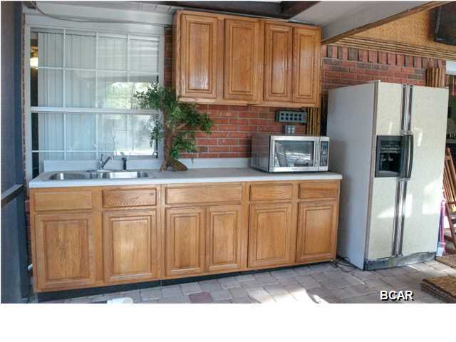 Colonial Est. - Residential