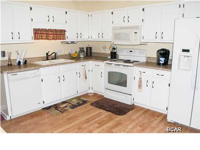 Colonial Est. - Residential