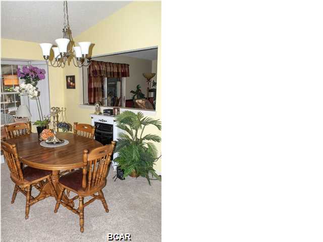 Colonial Est. - Residential