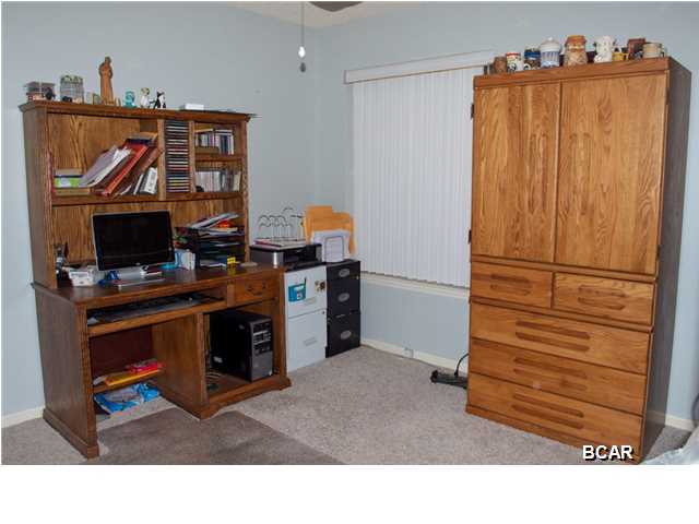 Colonial Est. - Residential