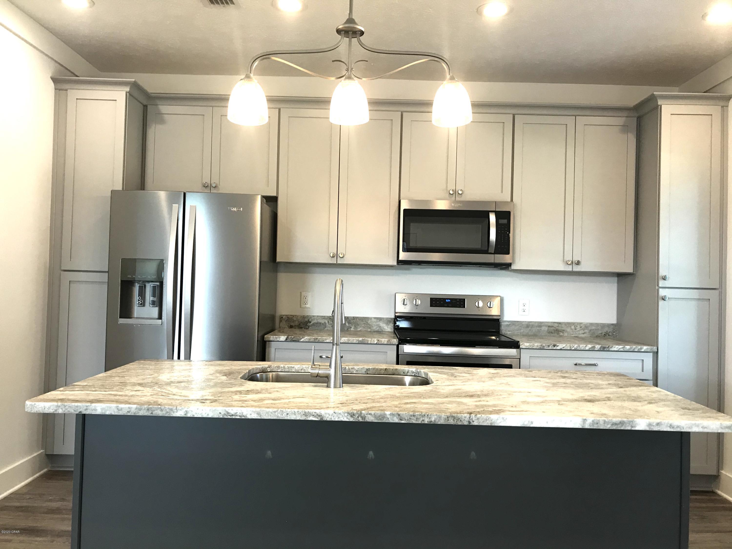 Laguna Beach Estates 7th Add - Residential