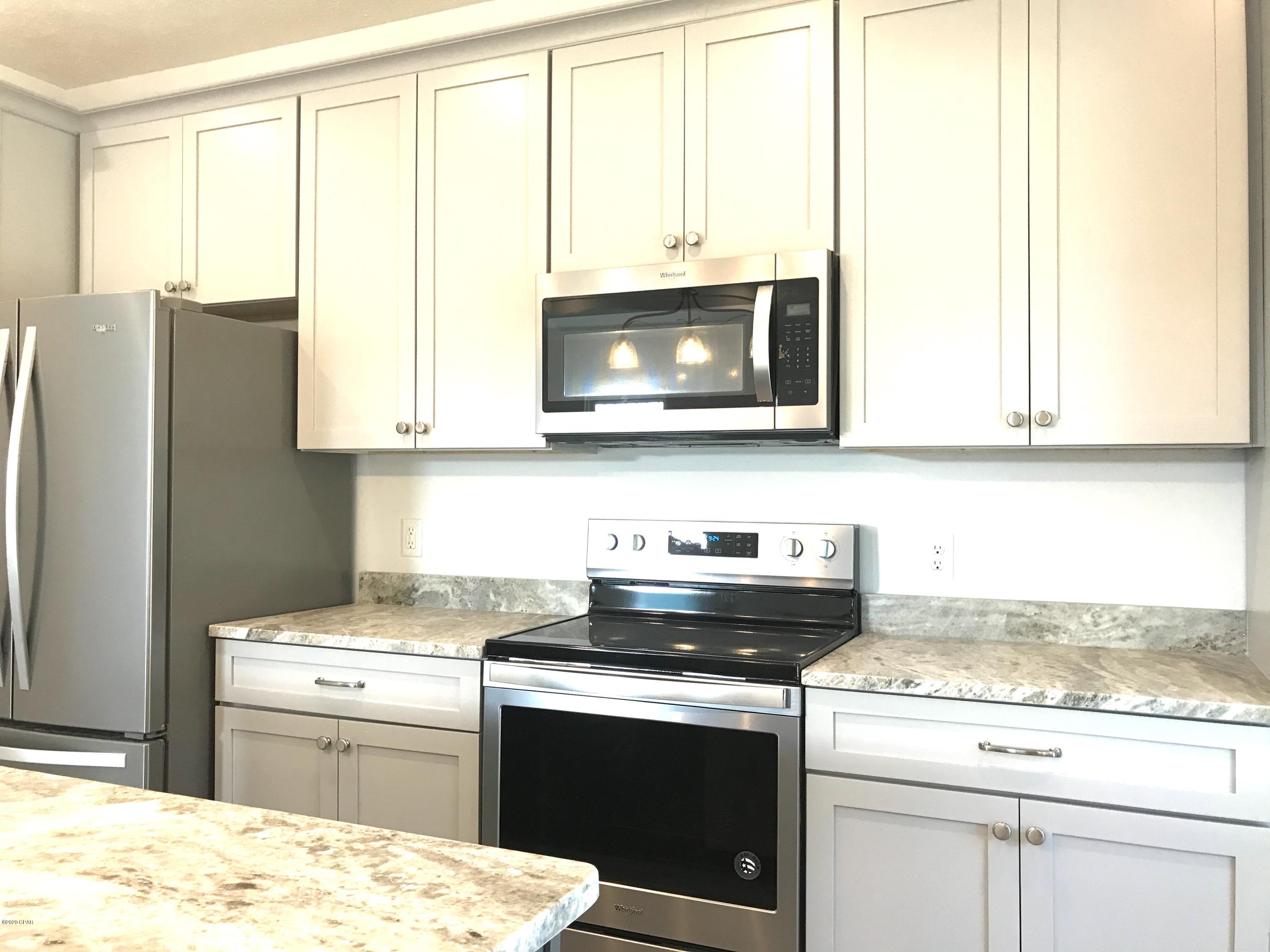 Laguna Beach Estates 7th Add - Residential