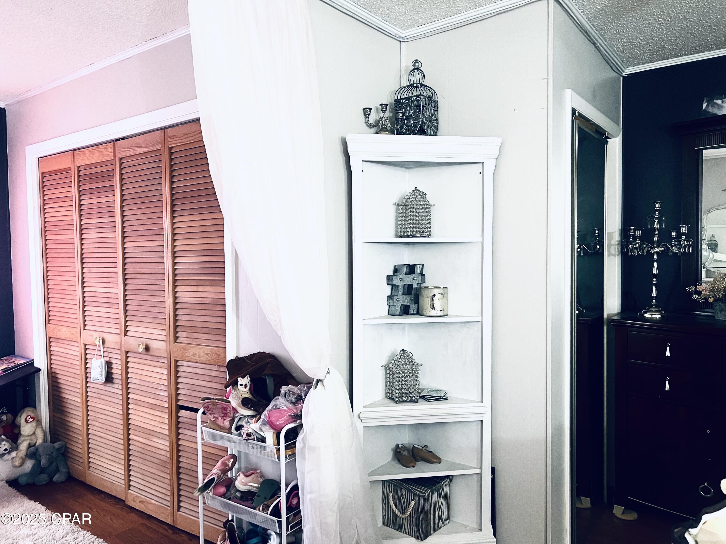 Silver Lake - Residential