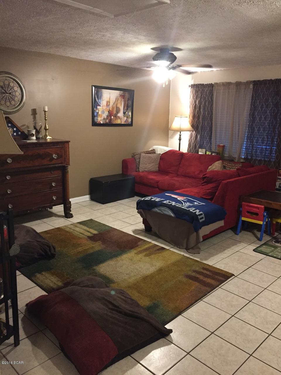 Pine Forest Est Ph 1 - Residential