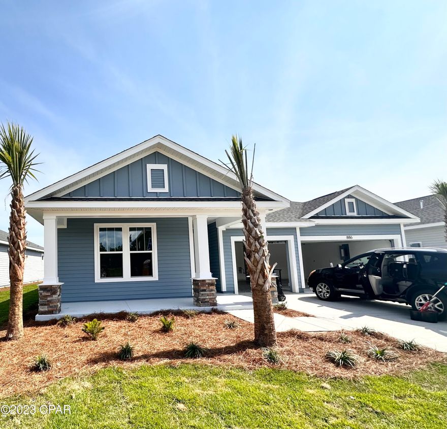 Samuel Taylor Homes Tracewood Plan features 4 Bedrooms, 3 full baths and a 3 car garage. The study can have optional French doors and the laundry room and pantry are both oversized.  Plenty of room for a pool in the back yard too.  The Tracewood also offers a large free standing tub as an option and plenty of built-ins available to choose from in the kitchen.  Stop by the model home for a full list of Samuel Taylor Homes standard features and available options for your new home!  Theres no place like a Samuel Taylor Home in Breakfast Point!