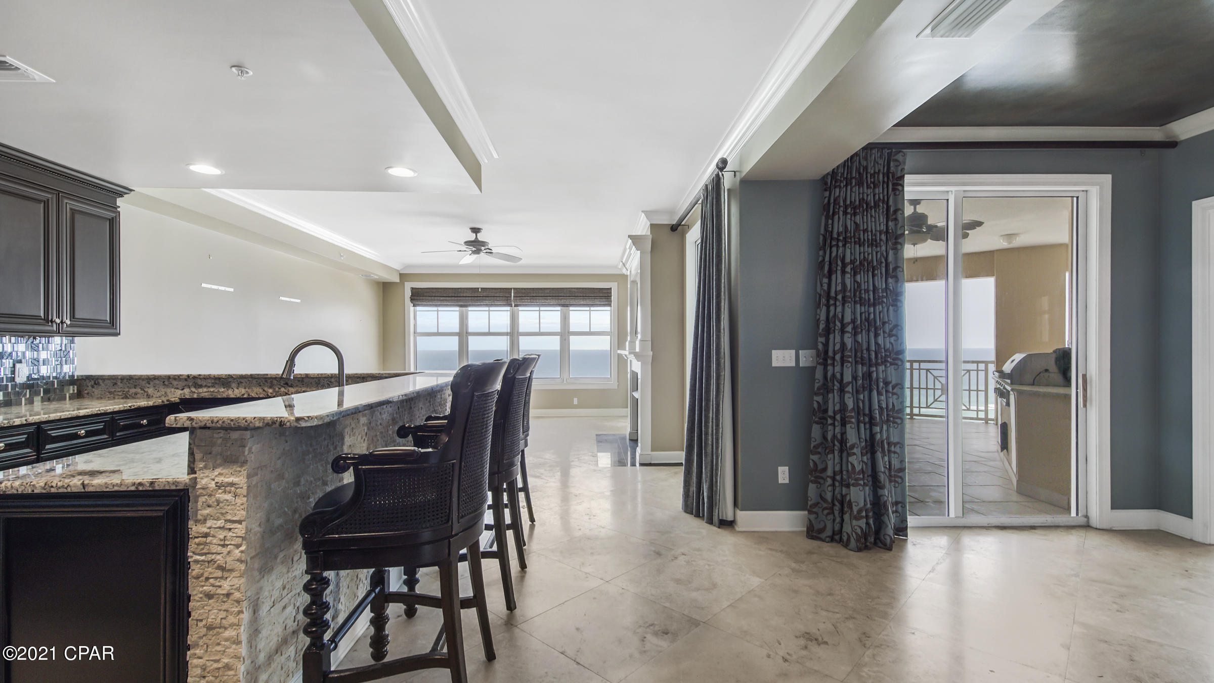 En Soleil Condo - Residential