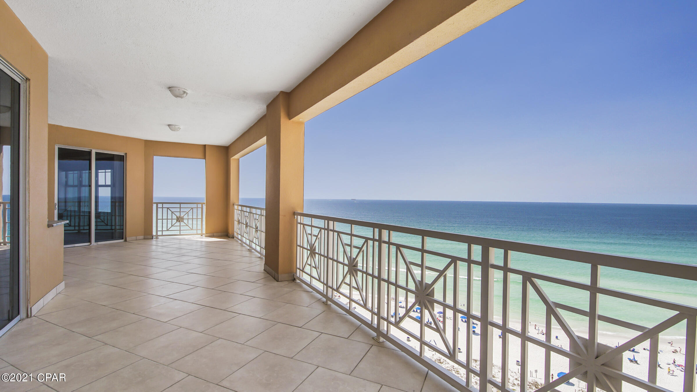 En Soleil Condo - Residential