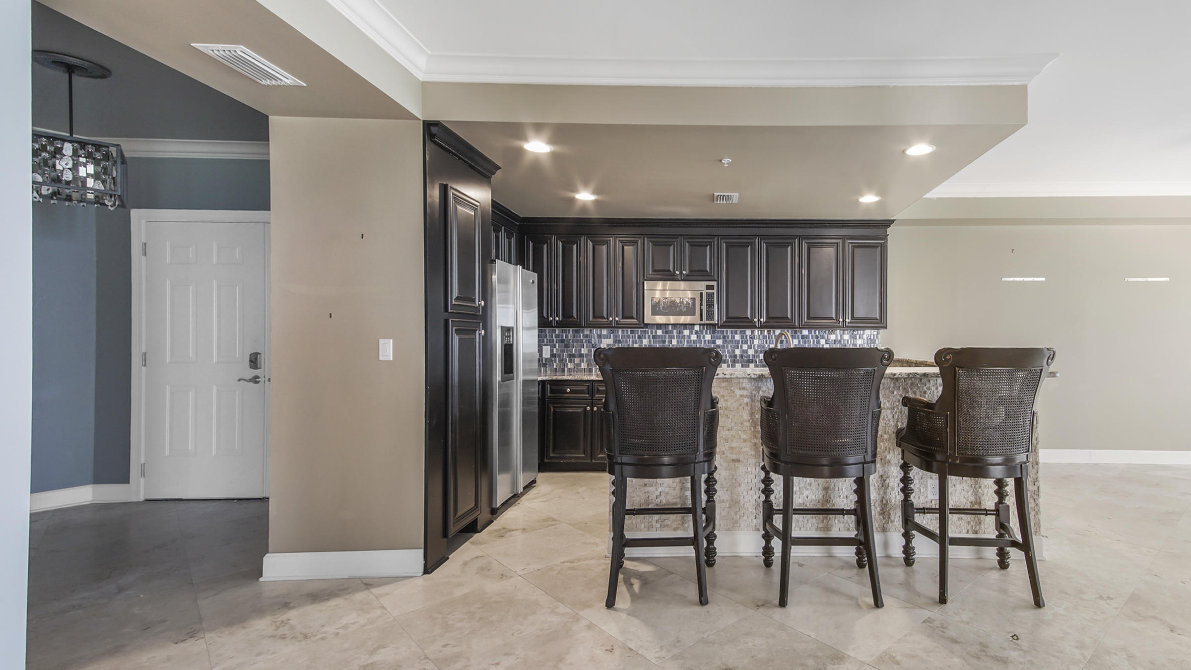 En Soleil Condo - Residential