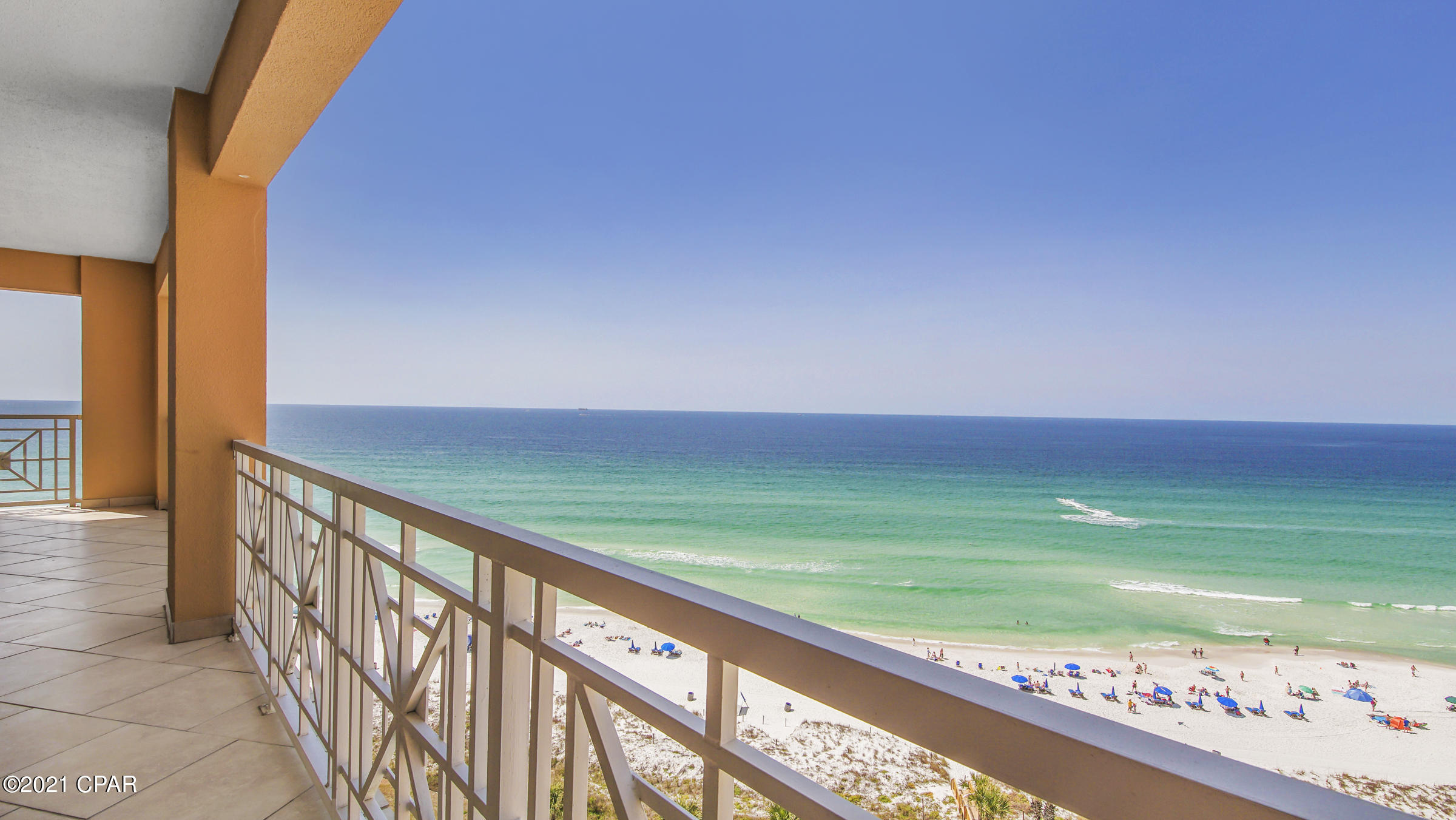 En Soleil Condo - Residential