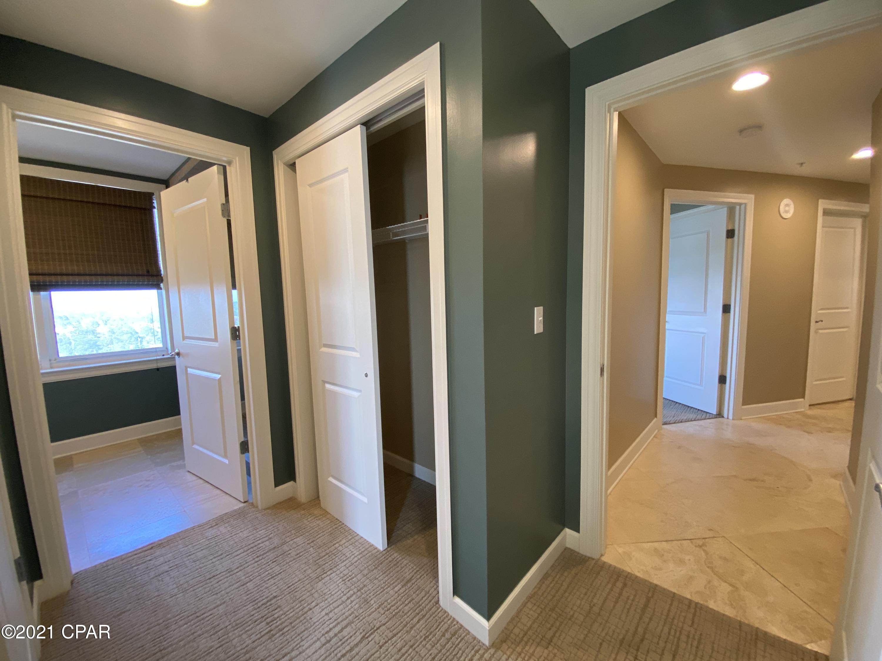 En Soleil Condo - Residential