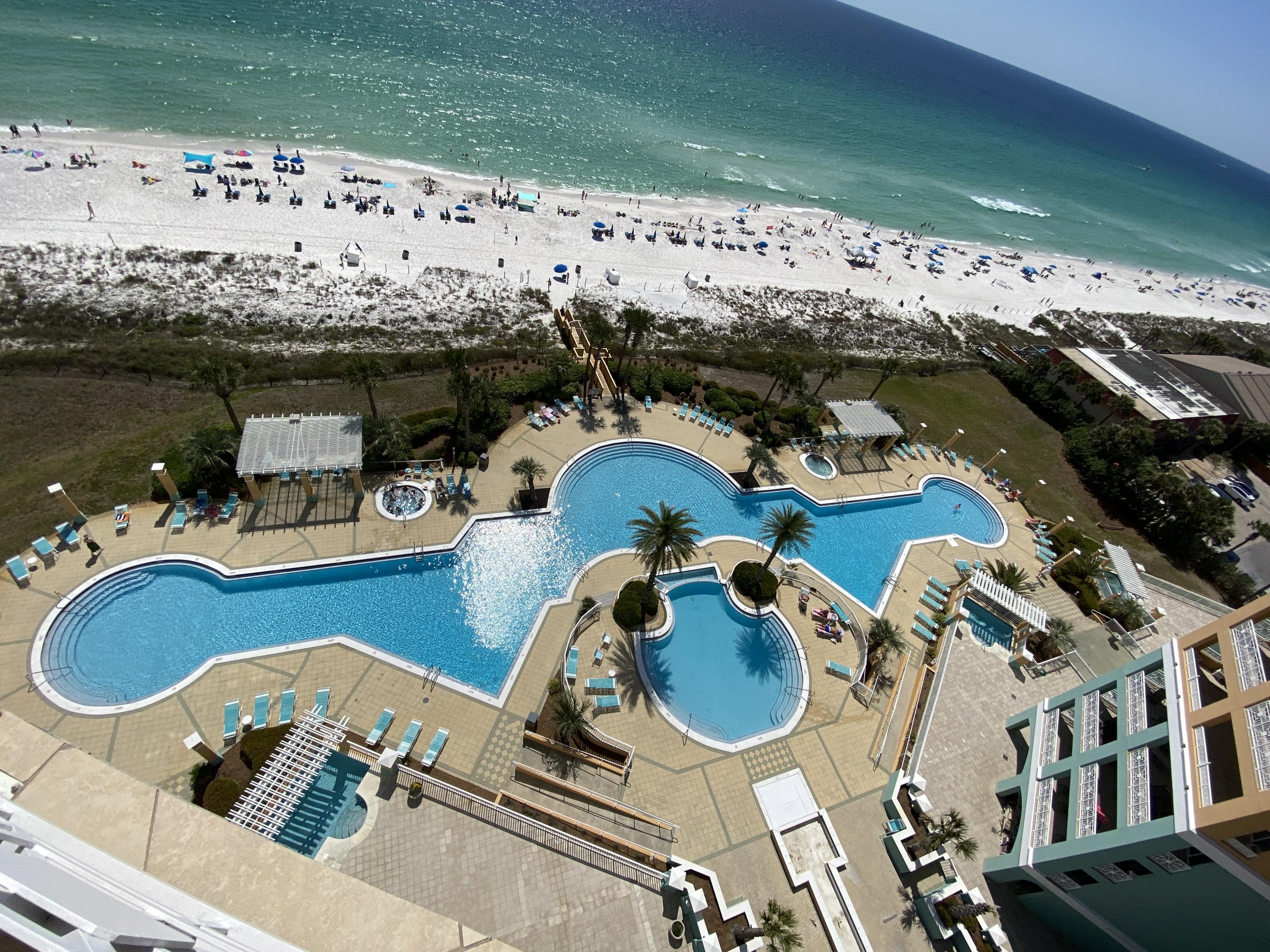 En Soleil Condo - Residential