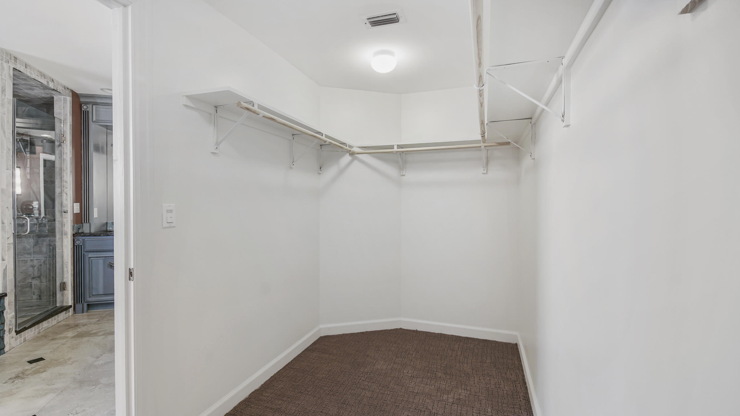 En Soleil Condo - Residential