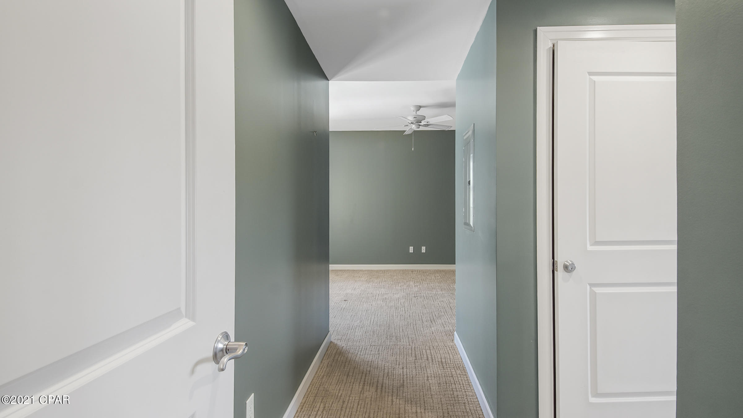 En Soleil Condo - Residential