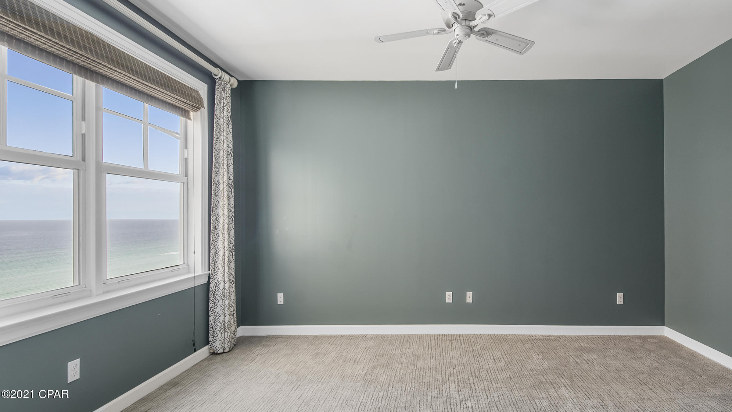 En Soleil Condo - Residential