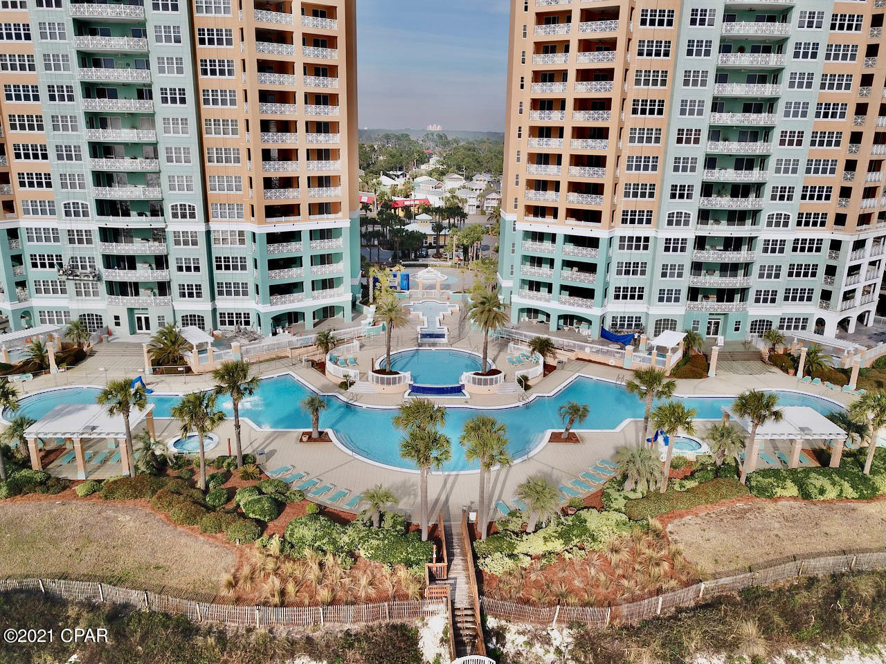 En Soleil Condo - Residential