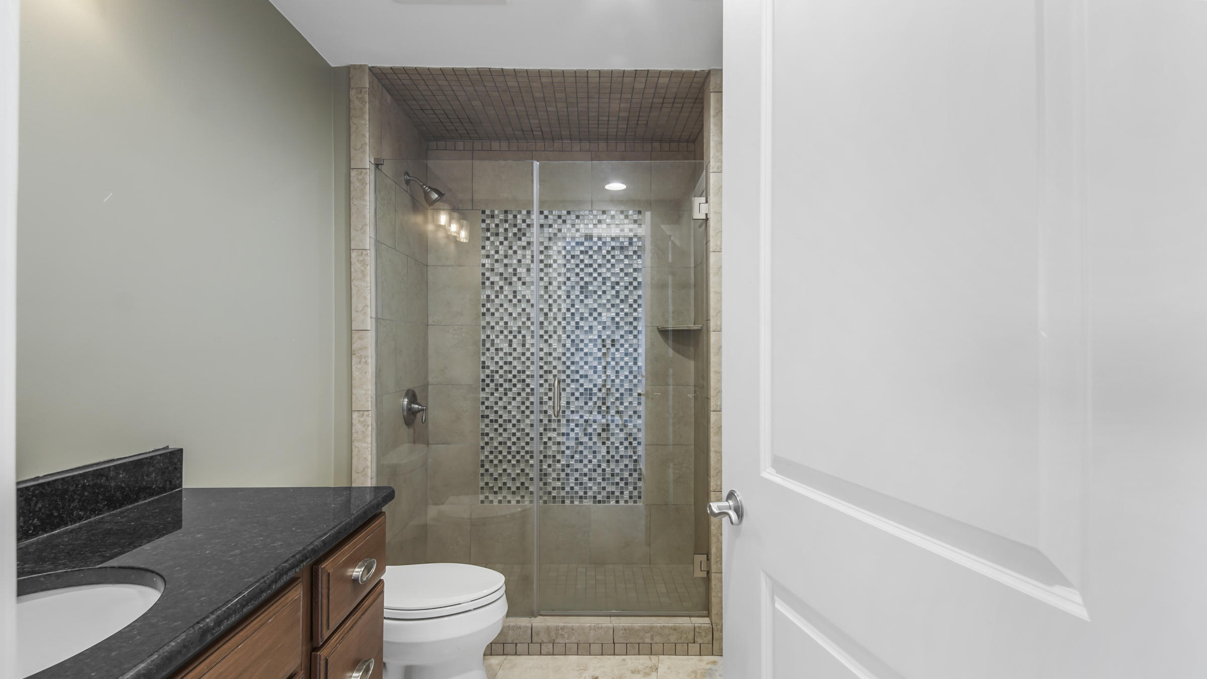 En Soleil Condo - Residential