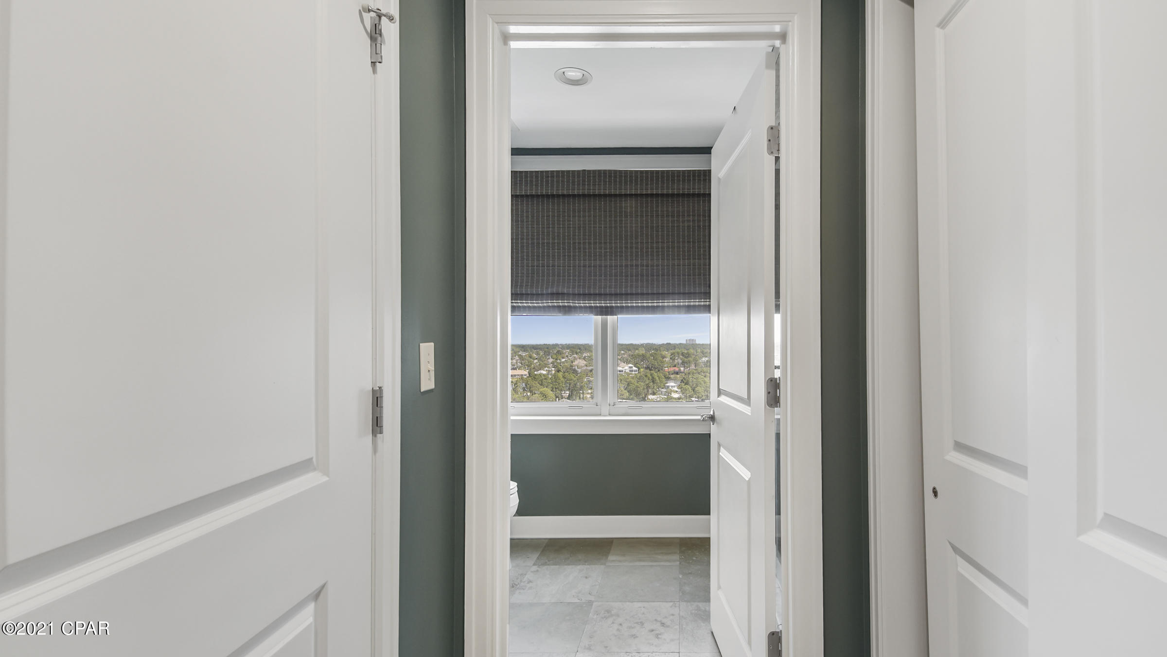 En Soleil Condo - Residential