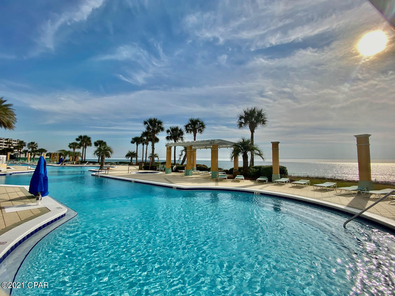 En Soleil Condo - Residential