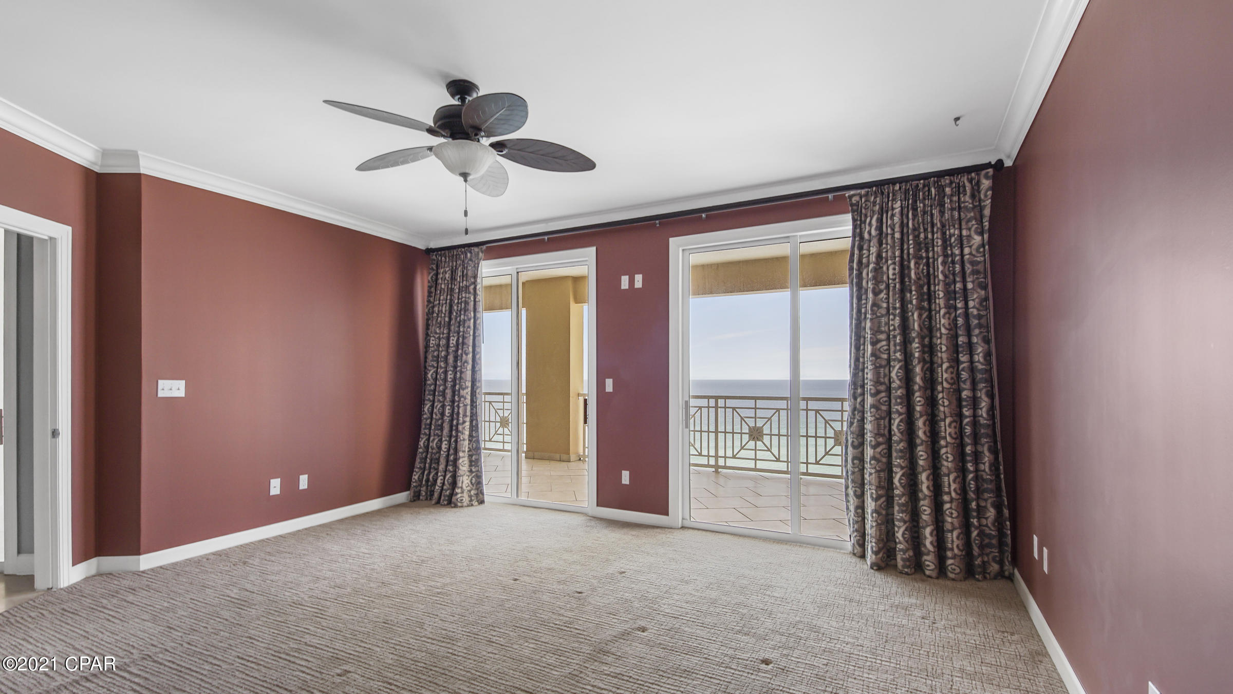 En Soleil Condo - Residential