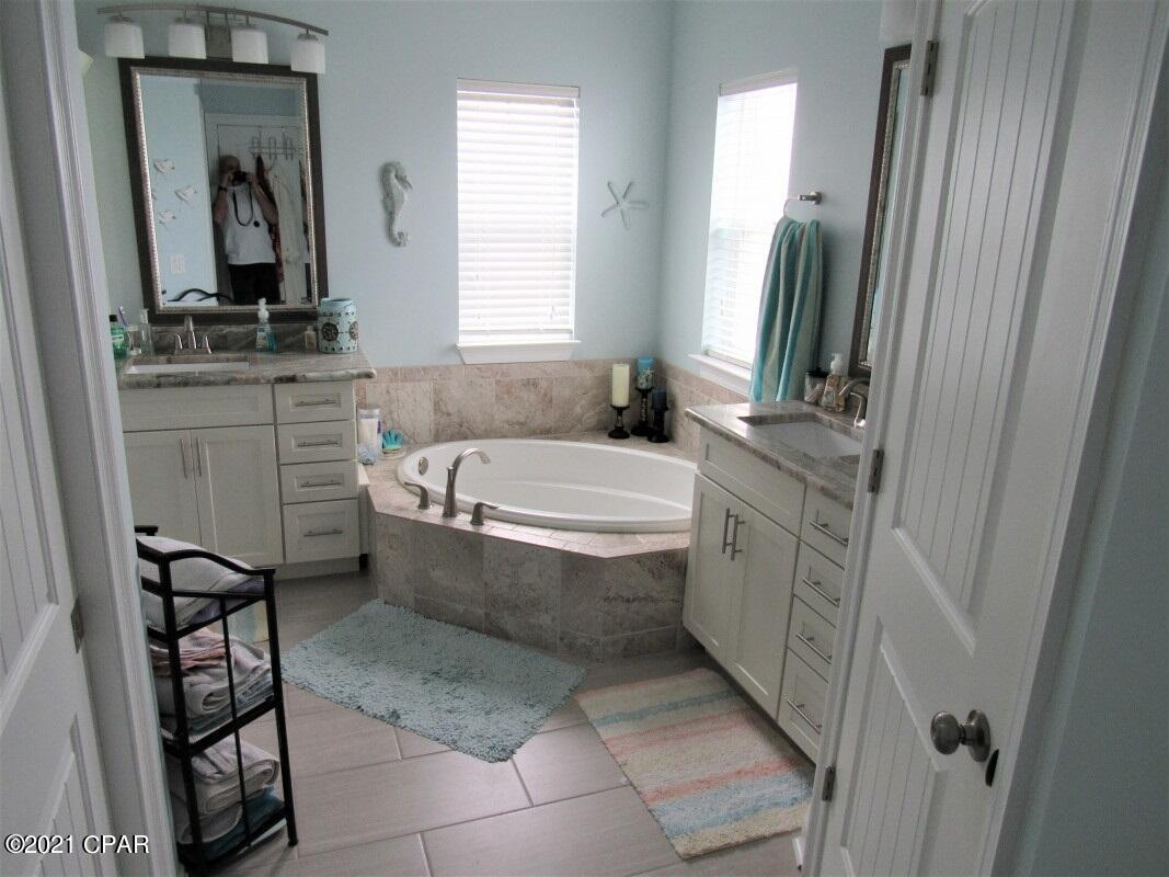 Harbour Cove Village - Residential