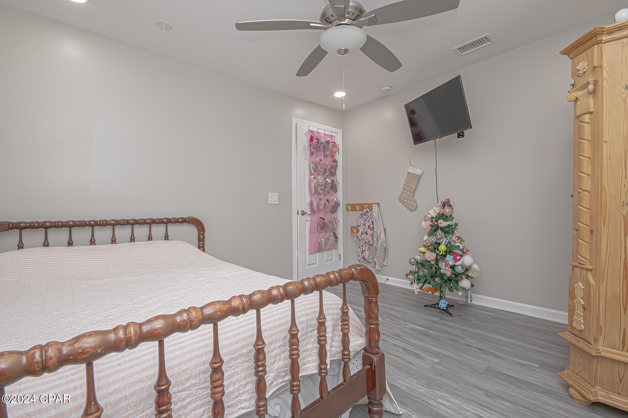 Pine Wood Grove - Residential