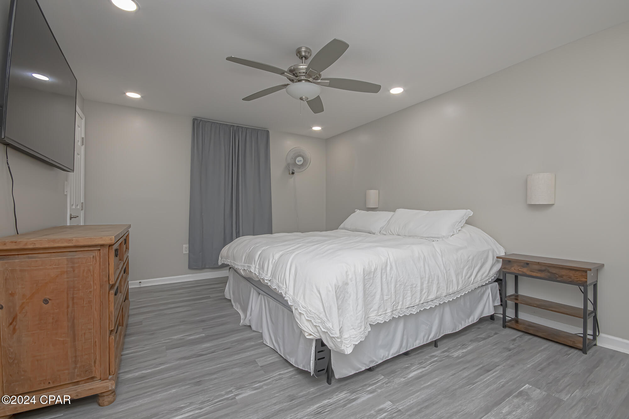 Pine Wood Grove - Residential