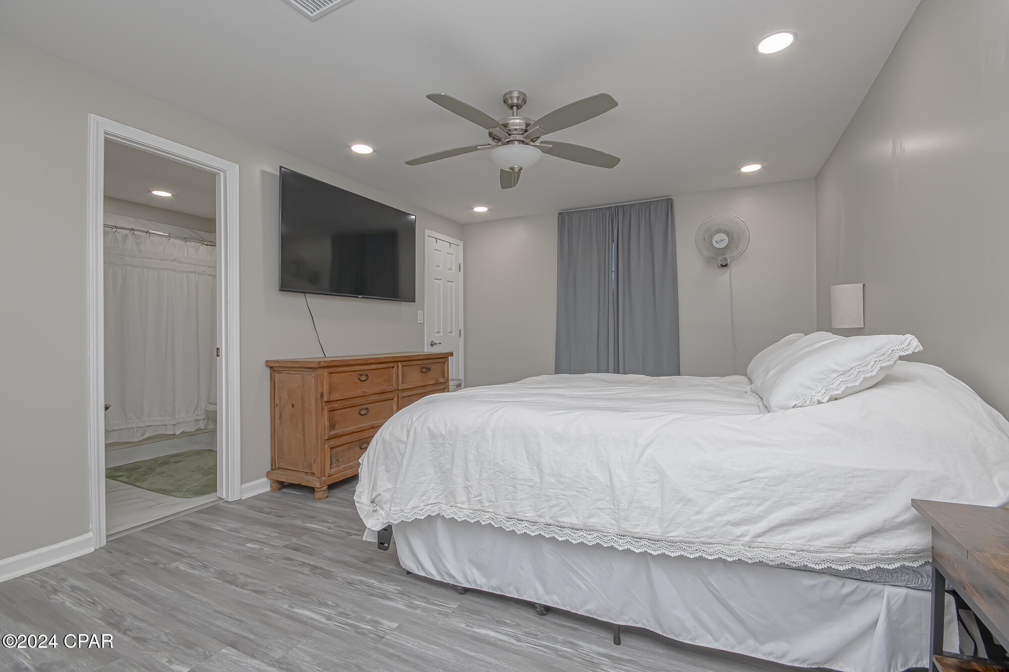 Pine Wood Grove - Residential