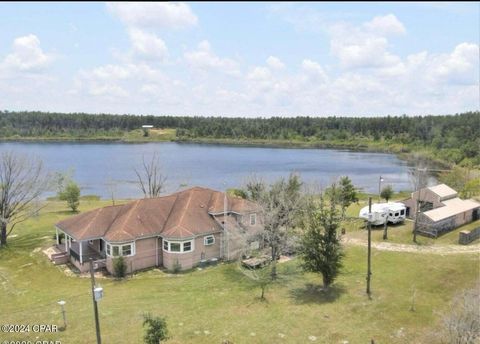 A home in Chipley