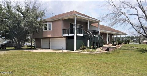 A home in Chipley