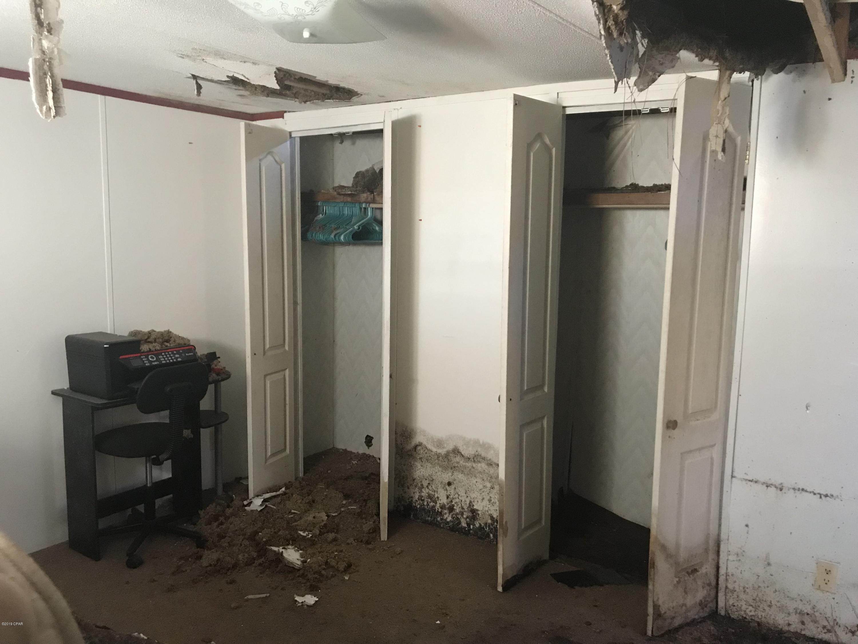 Lane Mobile Home Est U-1 - Residential