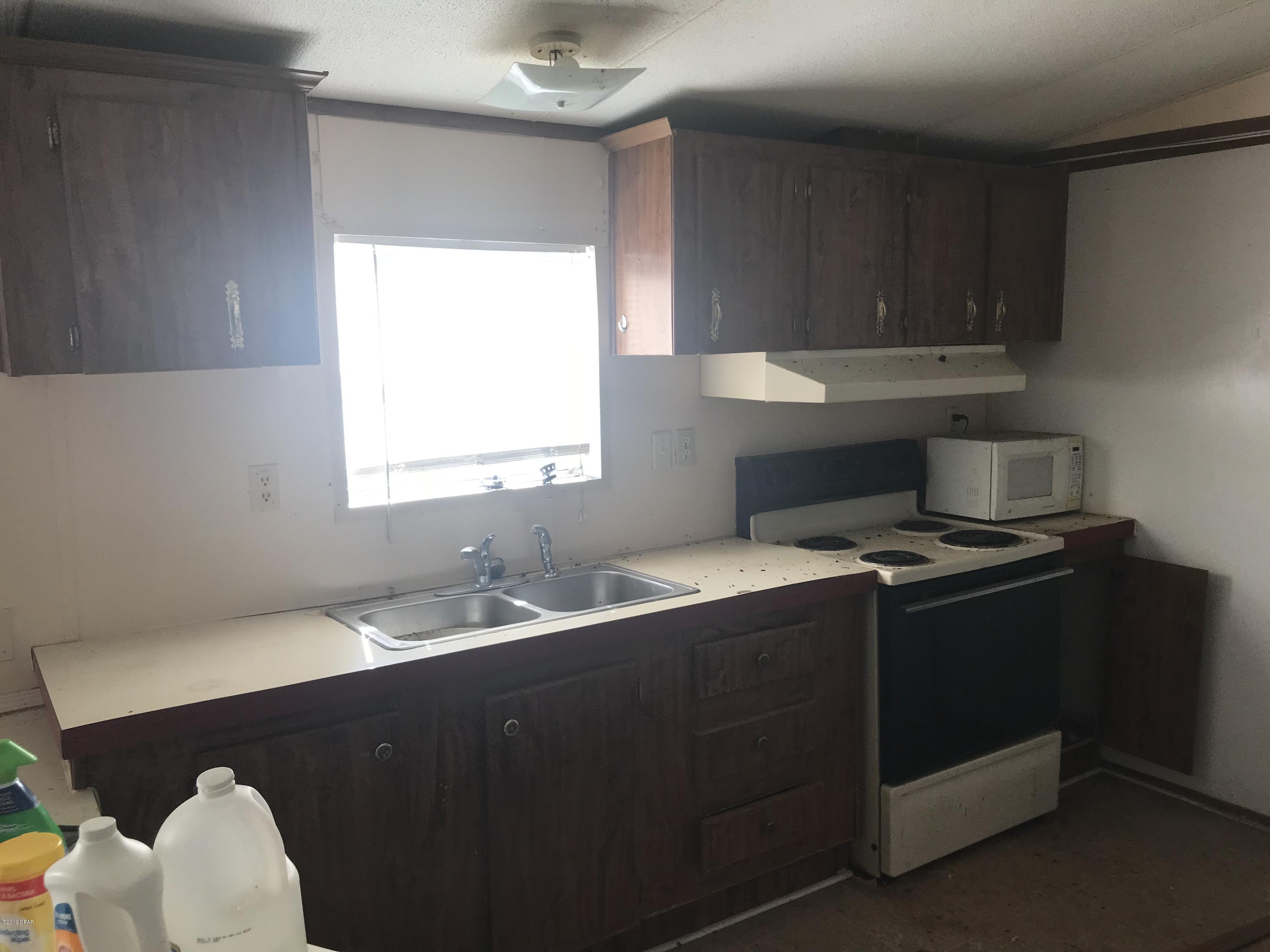 Lane Mobile Home Est U-1 - Residential