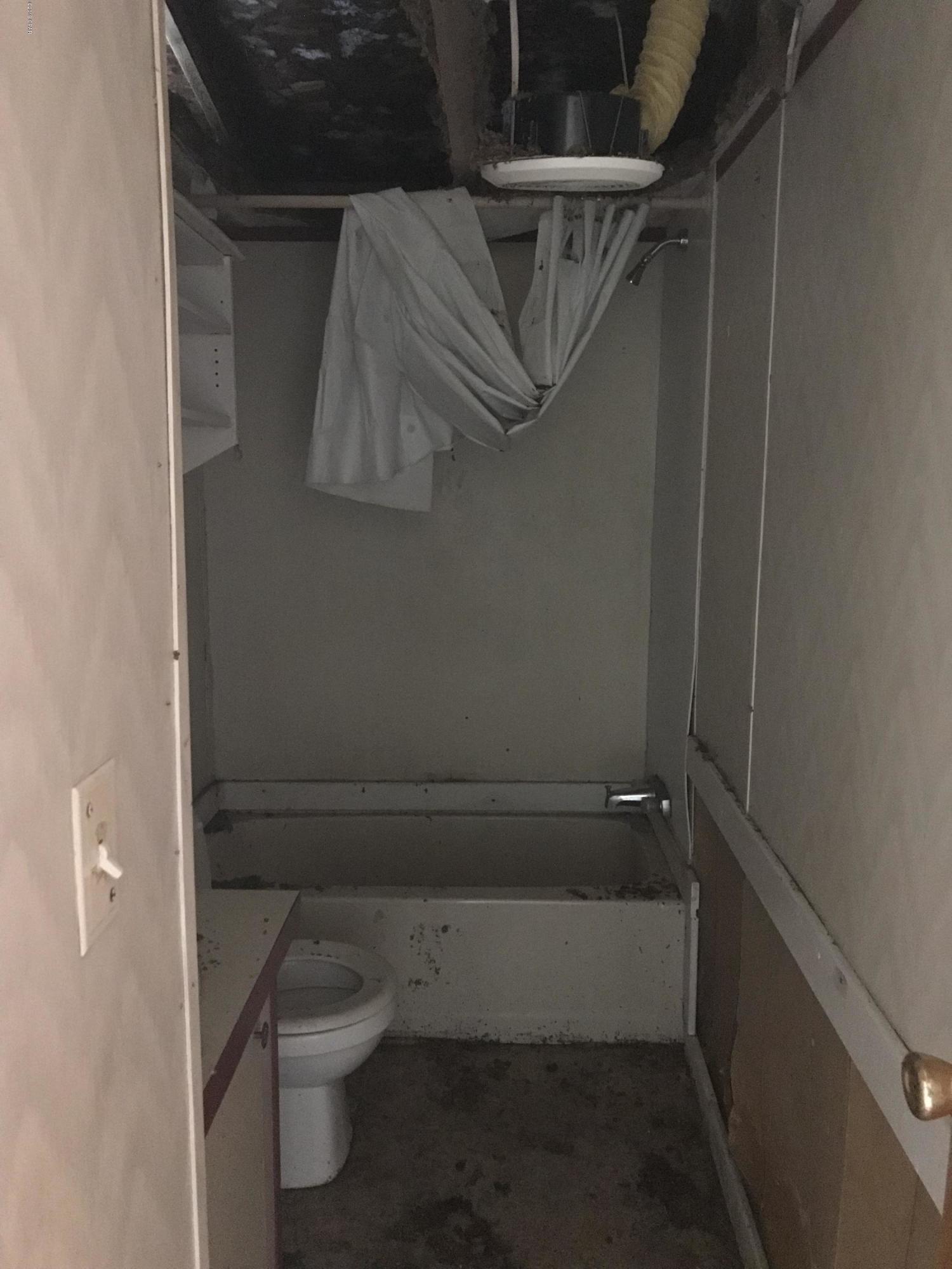 Lane Mobile Home Est U-1 - Residential