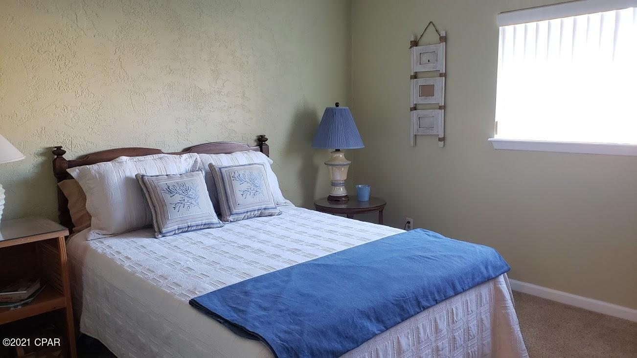 Palisades Condo Ph 1 - Residential