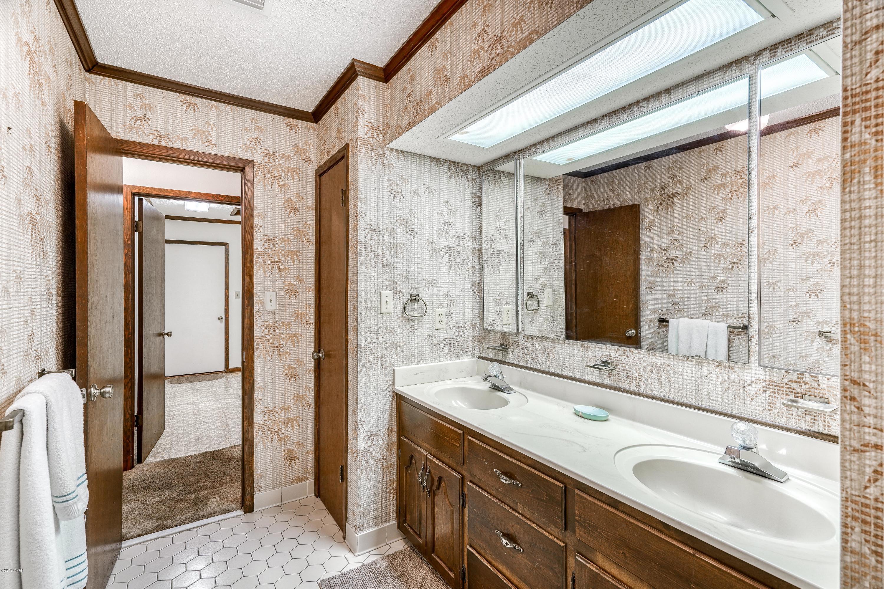 Rocky Bayou Estates - Residential