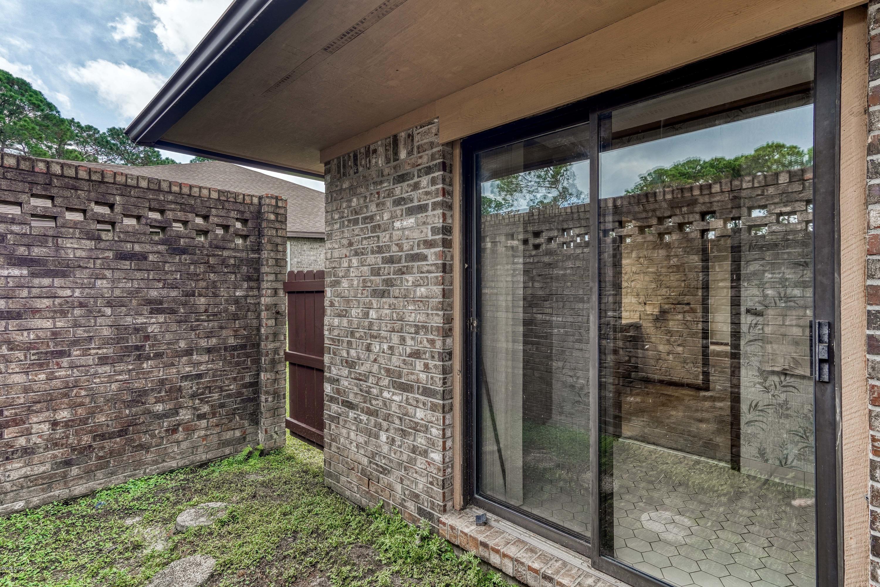 Rocky Bayou Estates - Residential