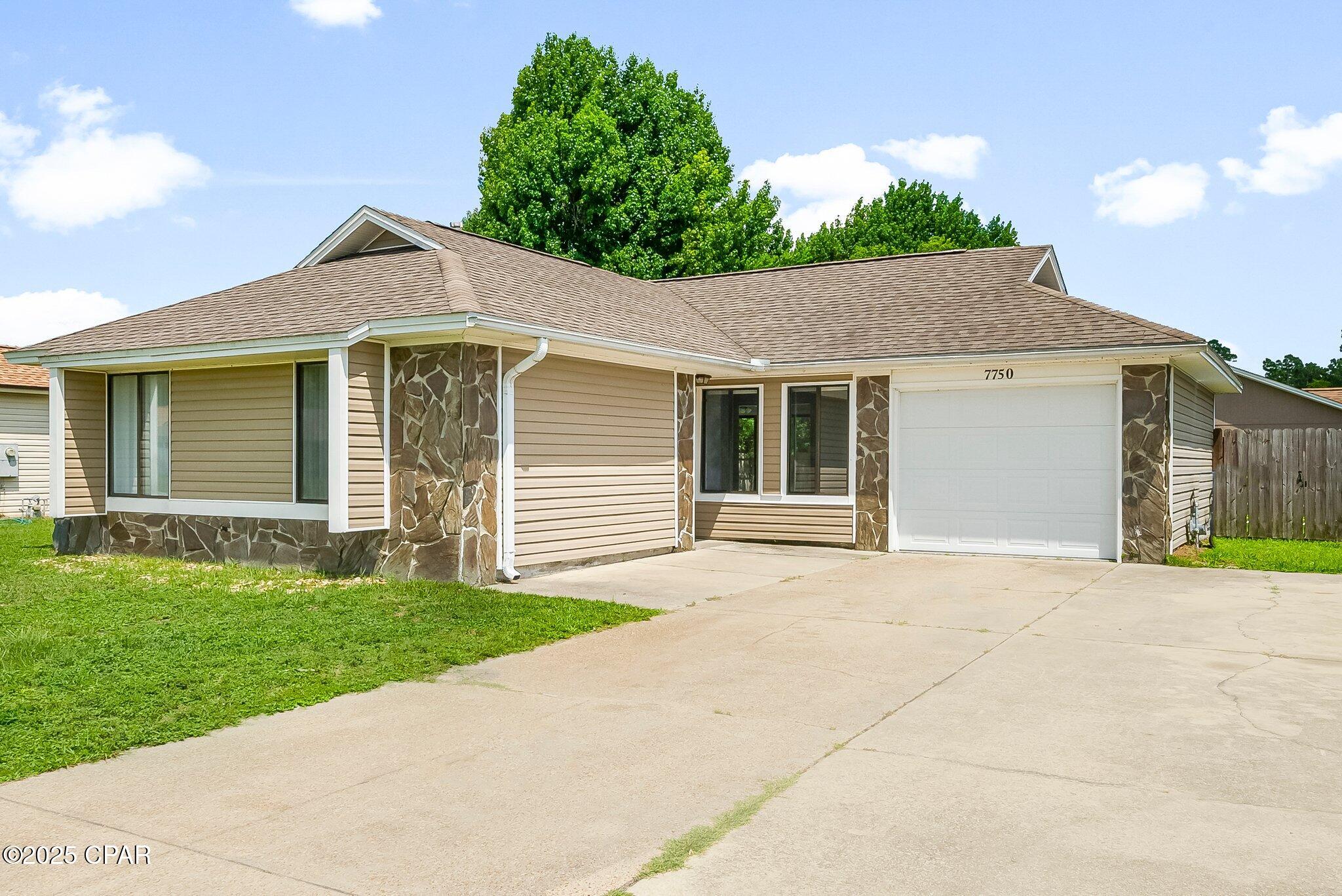 [No Recorded Subdiv] - Residential Lease