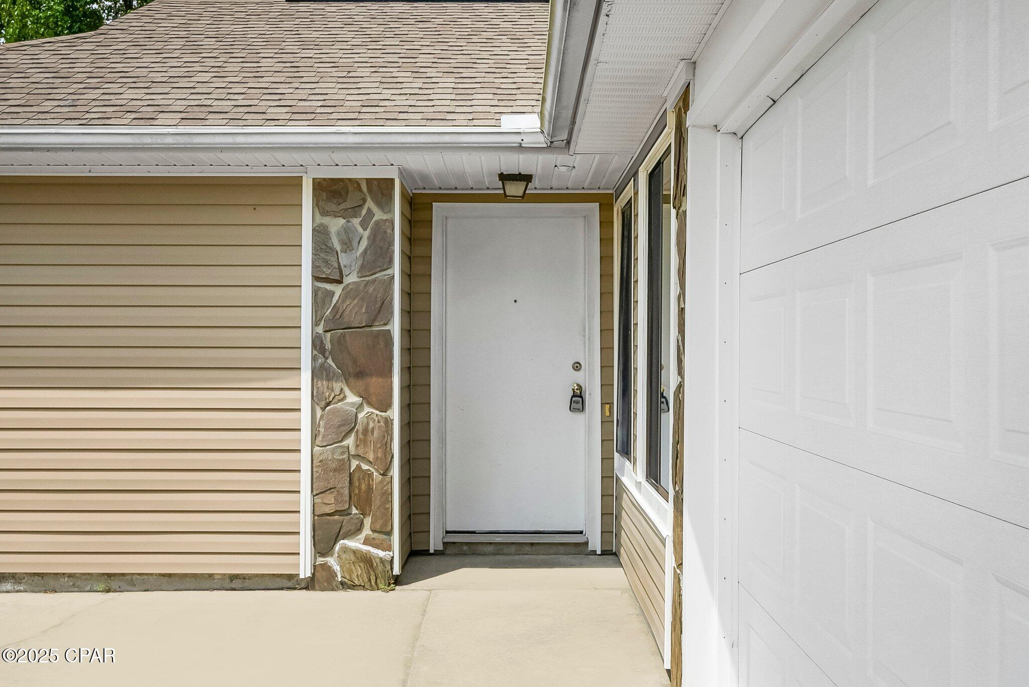 [No Recorded Subdiv] - Residential Lease