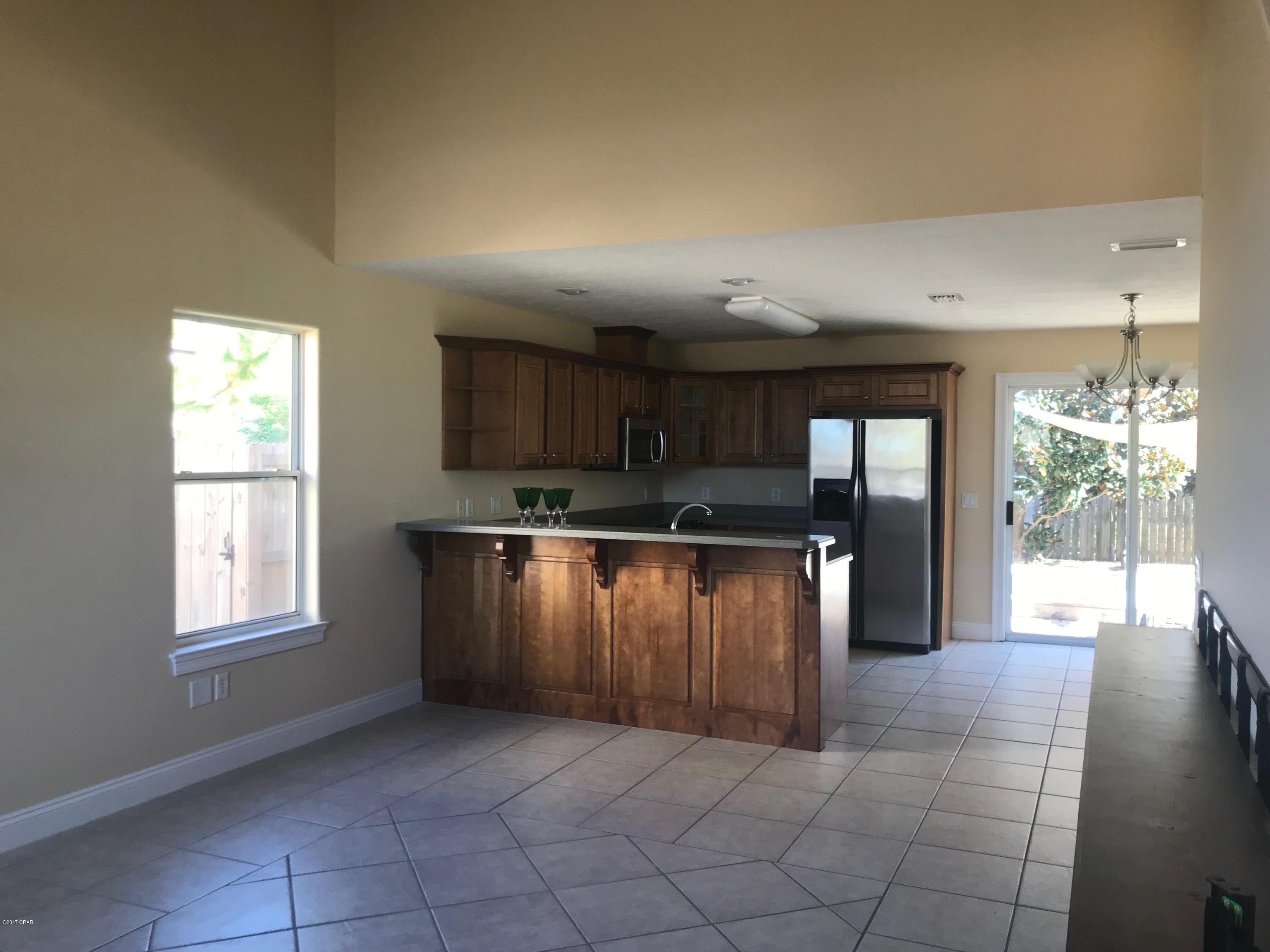 Ashlee Manor - Residential Lease