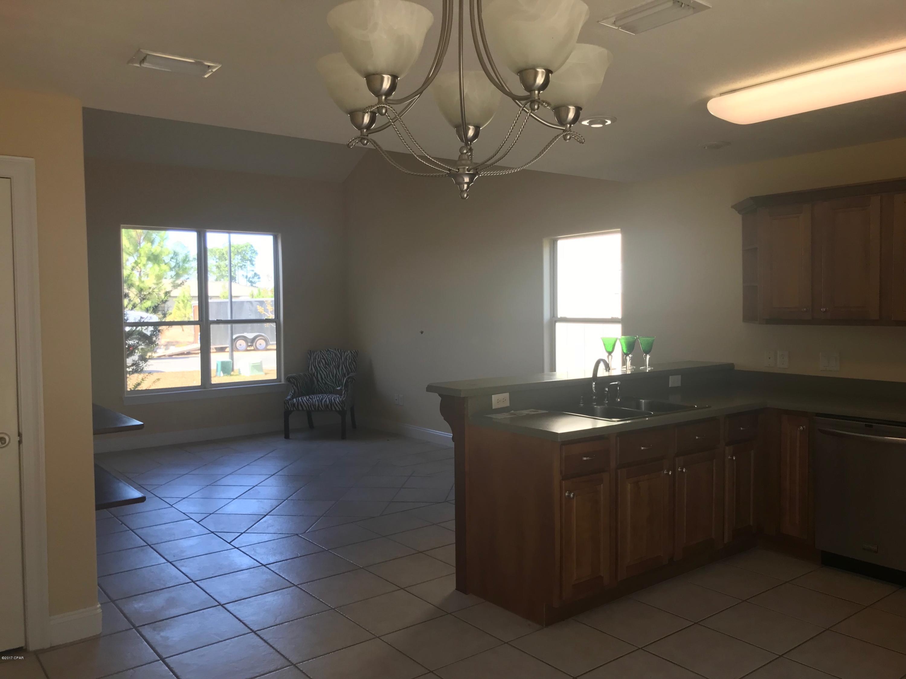 Ashlee Manor - Residential Lease