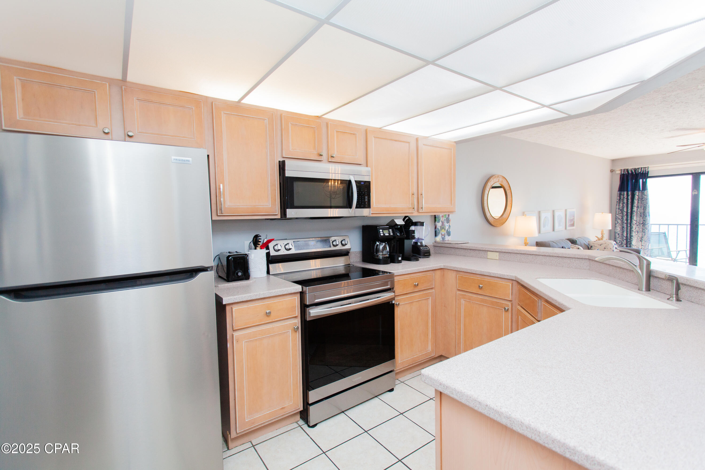 Summerhouse Condo. - Residential